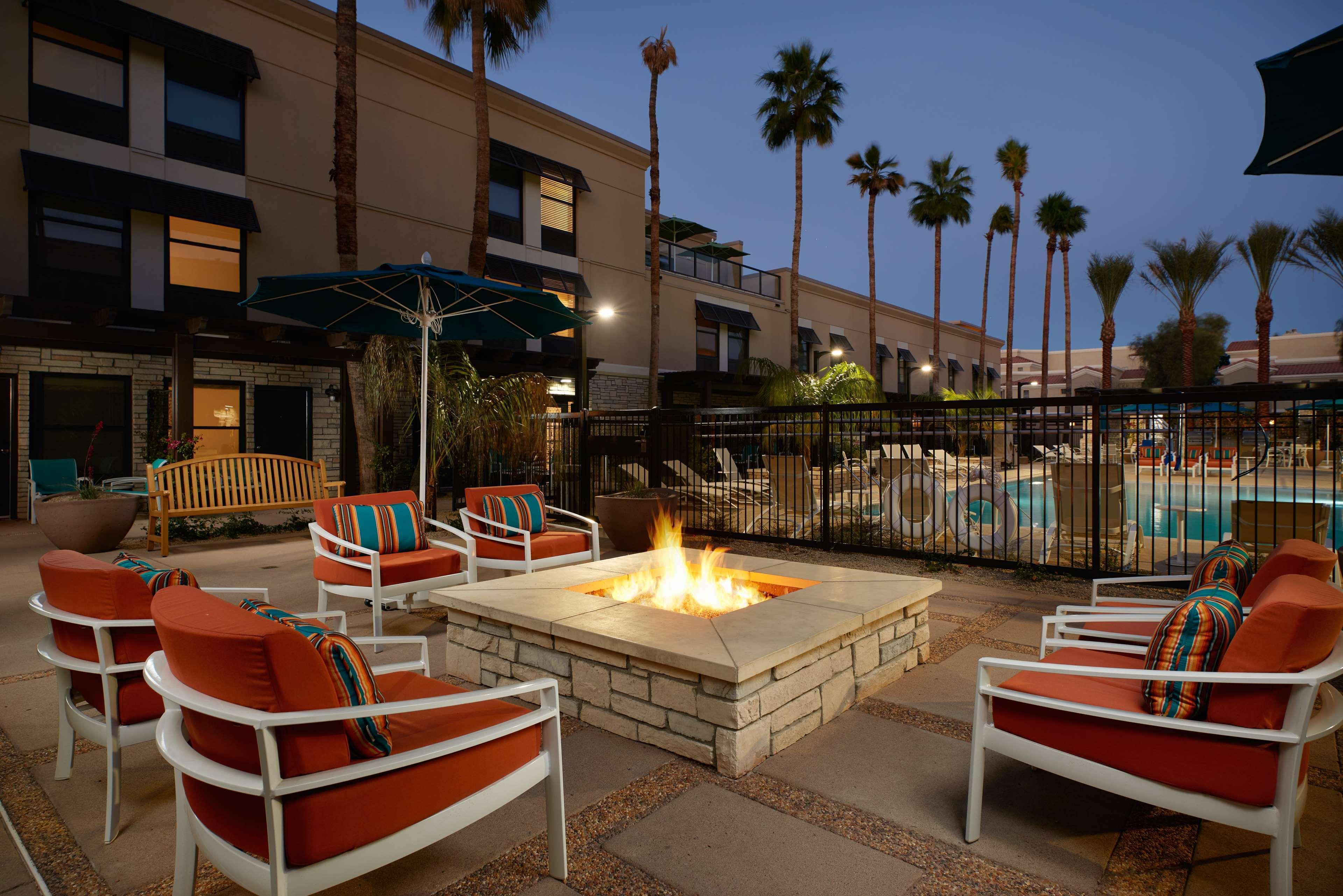 Hampton Inn & Suites Scottsdale On Shea Blvd Екстер'єр фото