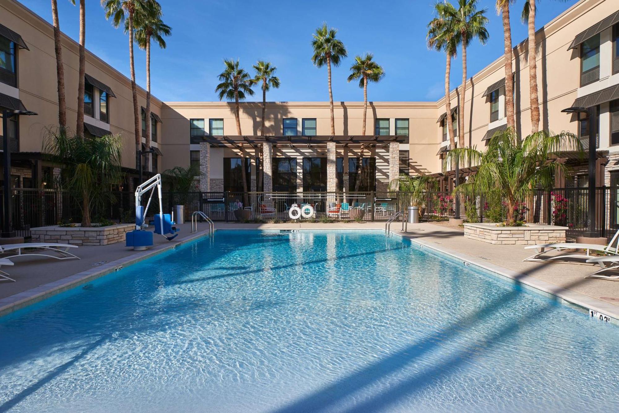 Hampton Inn & Suites Scottsdale On Shea Blvd Екстер'єр фото